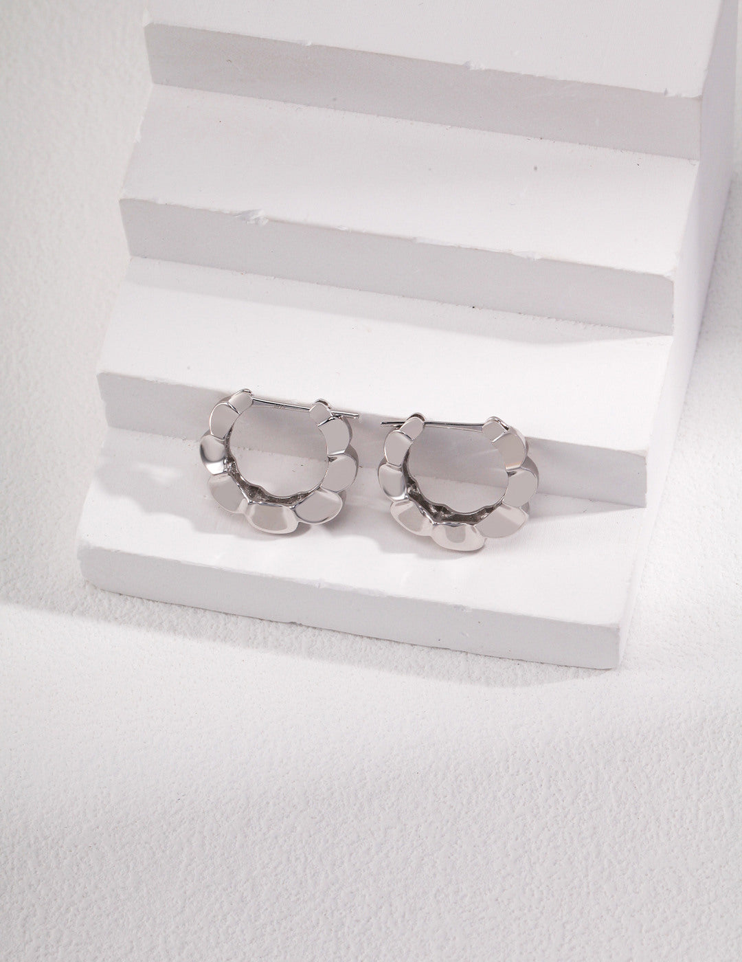 Flower Shap Drop Hoop Earrings