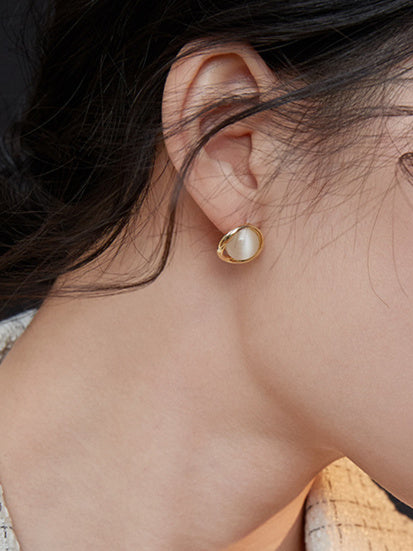 Sterling Silver Synthetic Cat’s Eye Round Stud Earrings