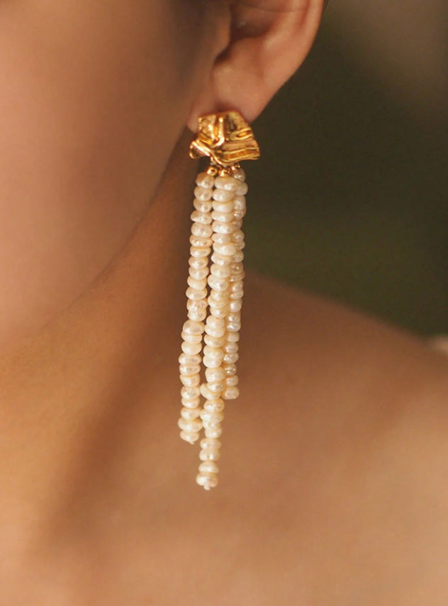 baroque Pearl tassel earring with gold clasp