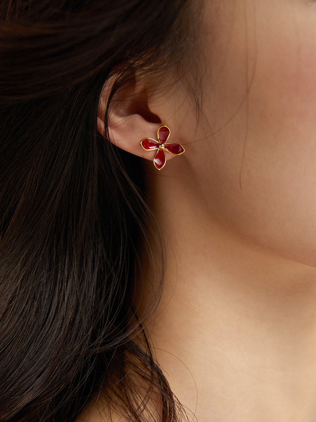 Minimalist Red Floral Stud Earrings – 925 Sterling Silver, Dainty Gold-Tone Design