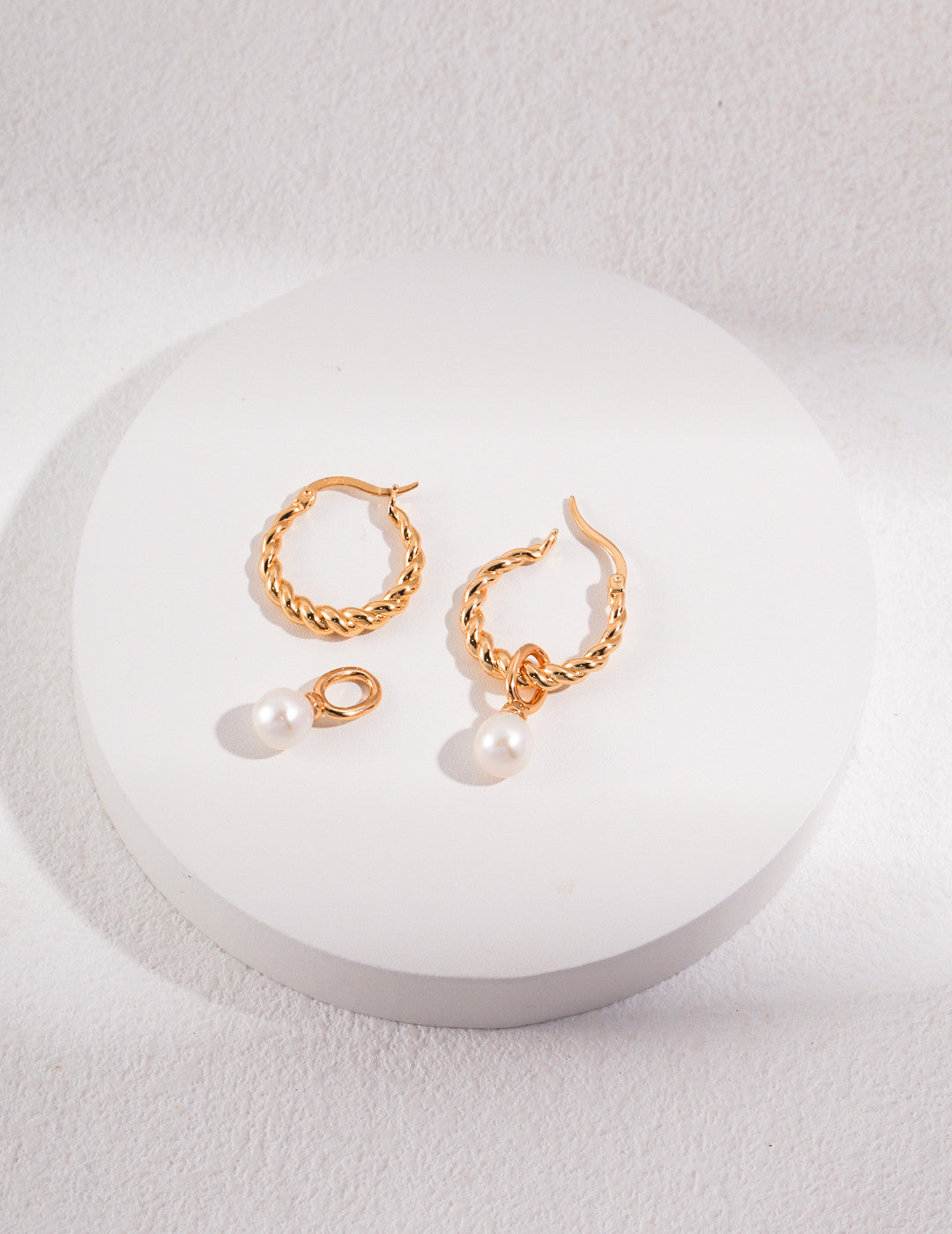 Twisted Rope Hoop Earrings with Natural Pearl – 925 Sterling Silver