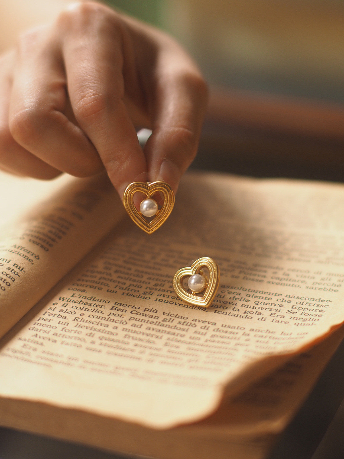 Vintage Heart Pearl Earrings – Retro French Hollow Design, Stud & Clip-On Options