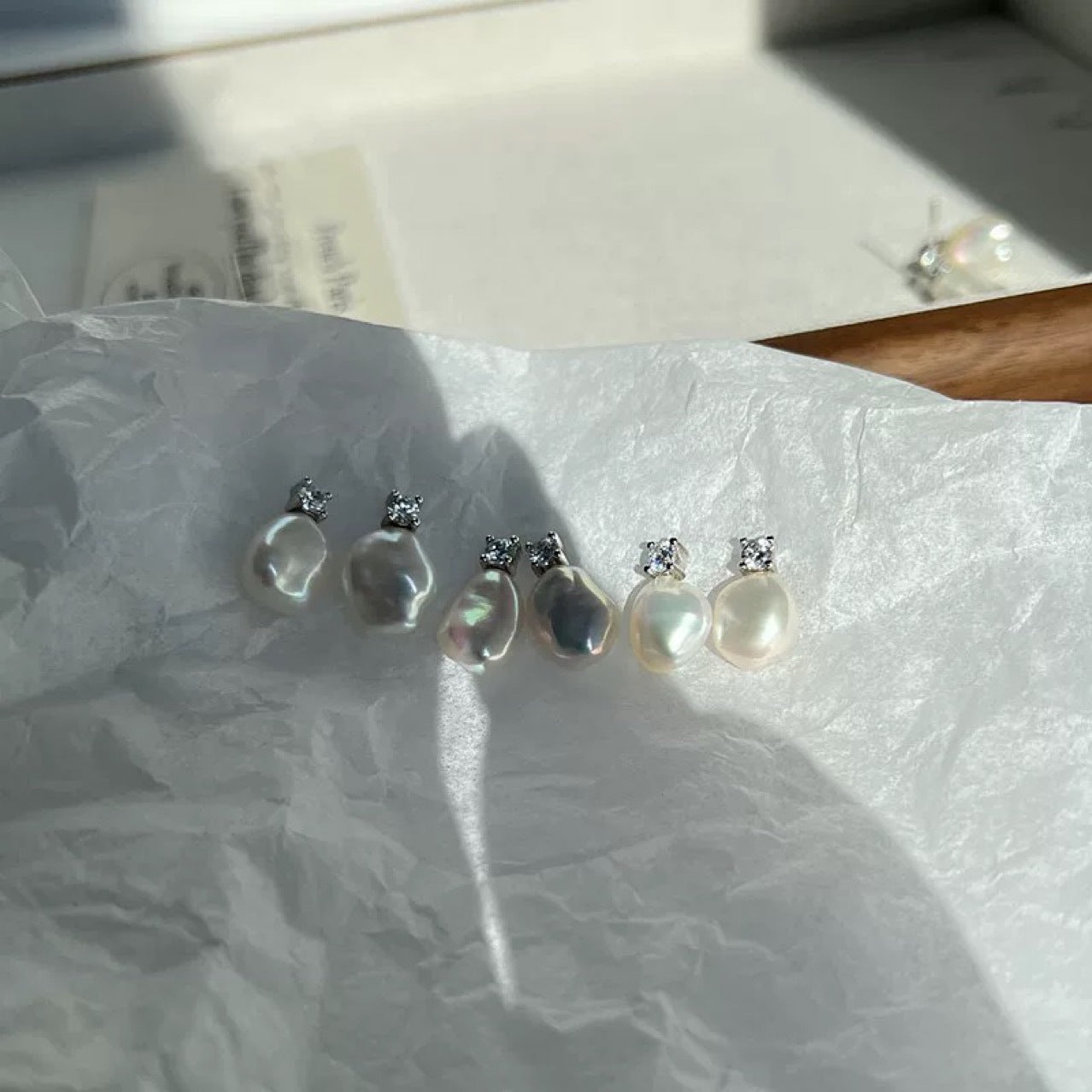 Set of baroque pearl earrings