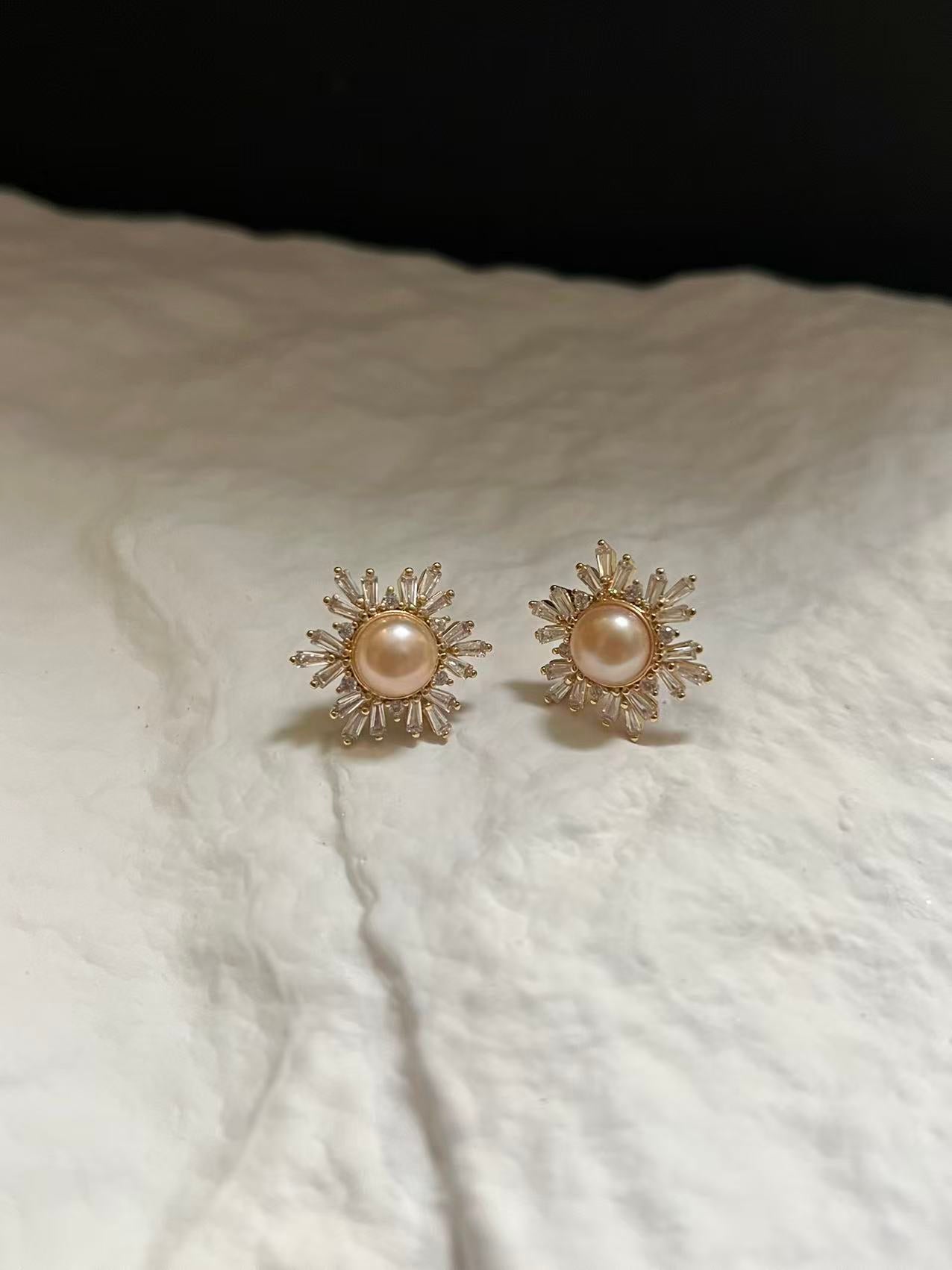 Freshwater Pearl Snowflake Stud Earrings