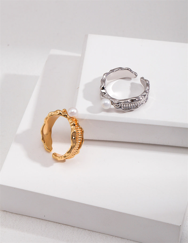 Natural Ocean-Inspired Fluid Design Pearl Ring