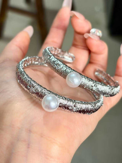 Textured Edison Freshwater Pearl Cuff Bracelet with Lace Design for Daily Wear