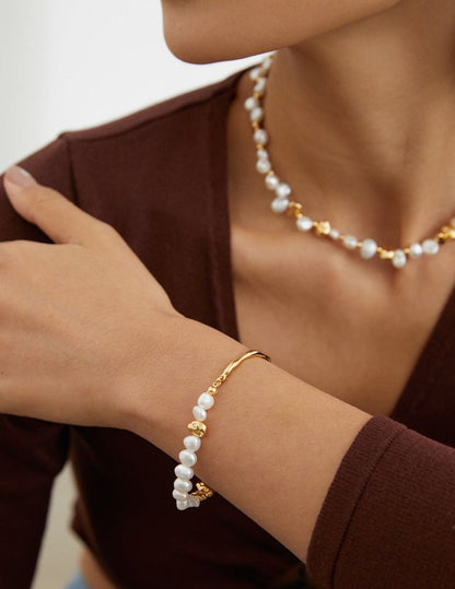 Pearl Drop Earrings & Necklace & Bracelet