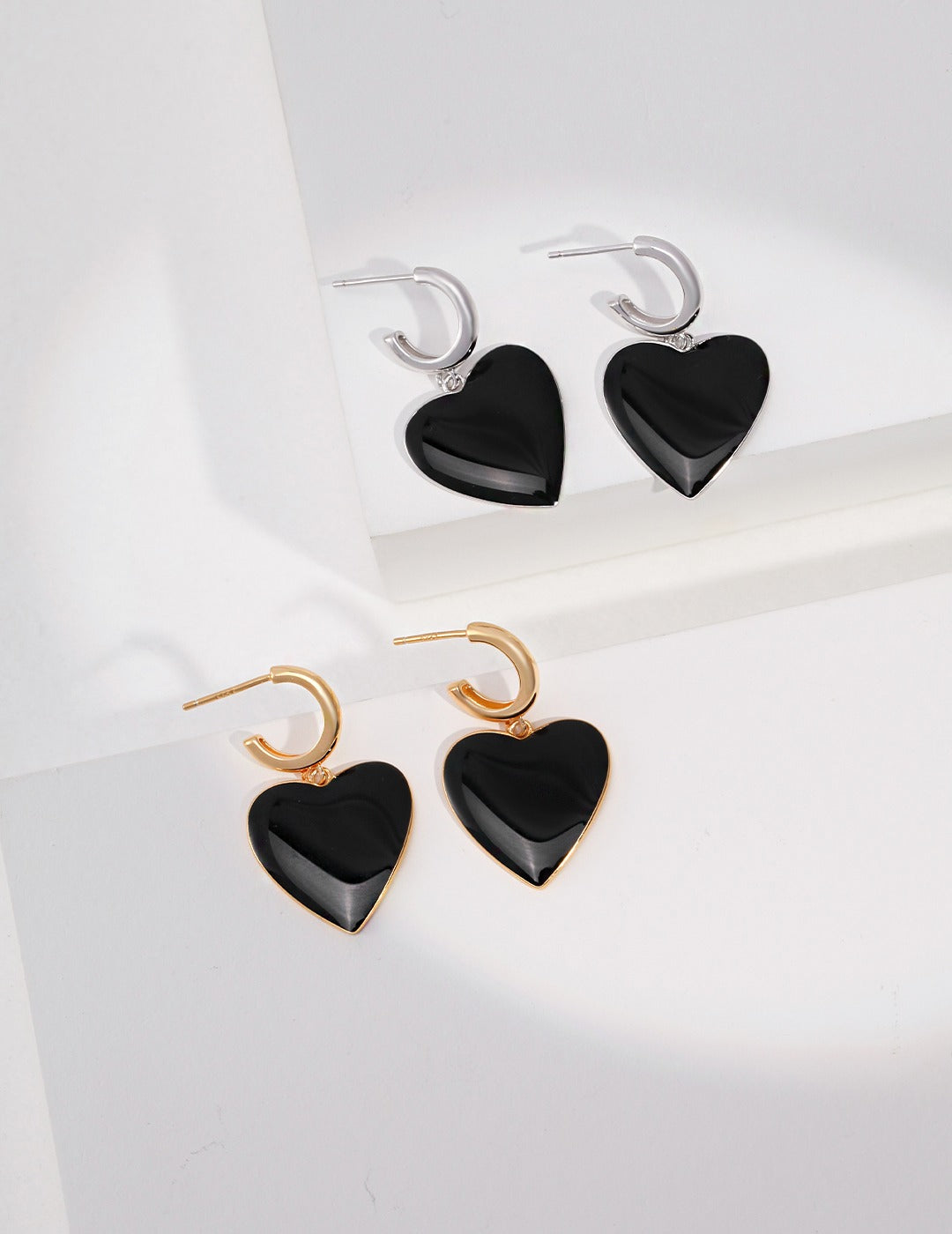 S925 Sterling Silber Schwarz Emaille Herz Ohrringe Anhänger – Alltagsaccessoire