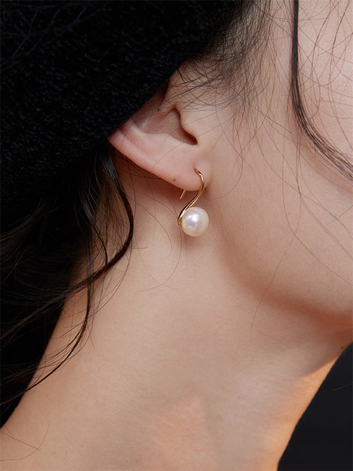 drop pearl earrings