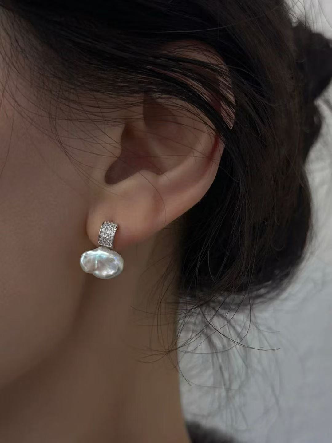 Unique Baroque Pearl Stud Earrings – 10mm Natural Irregular Pearls with Sterling Silver & Zircon Accents