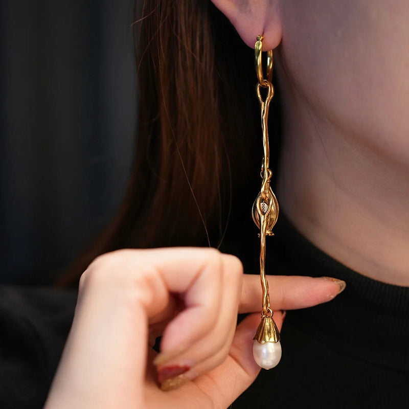 Vintage Gold Asymmetric Flower Petal Pearl Earrings – Jewelry for Women/Party/Girl friend