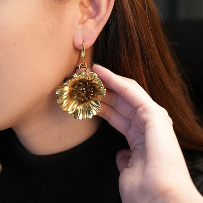 Vintage Gold Asymmetric Flower Petal Pearl Earrings – Jewelry for Women/Party/Girl friend