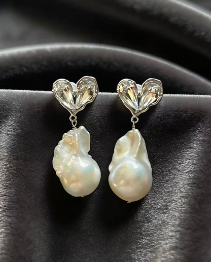 large baroque Pearl earrings with heart-shaped 