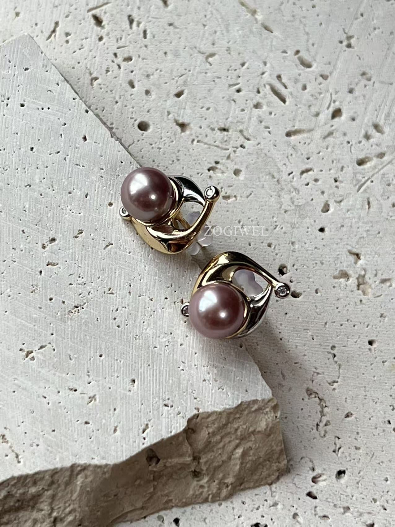 Modern Purple Pearl Stud Earrings with Cubic Zirconia