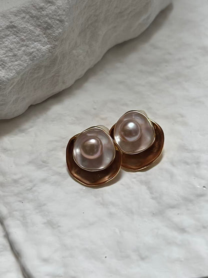 Pearl Pink&Brown Petal Stud Earrings
