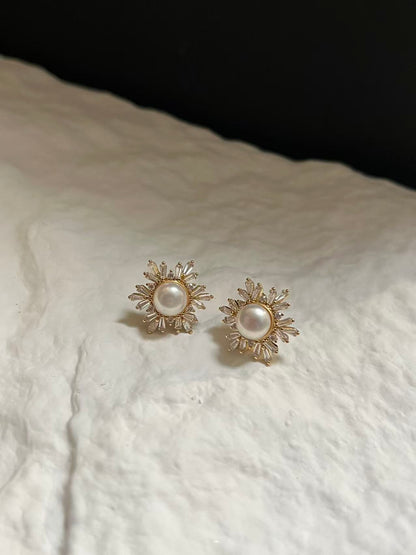 Freshwater Pearl Snowflake Stud Earrings
