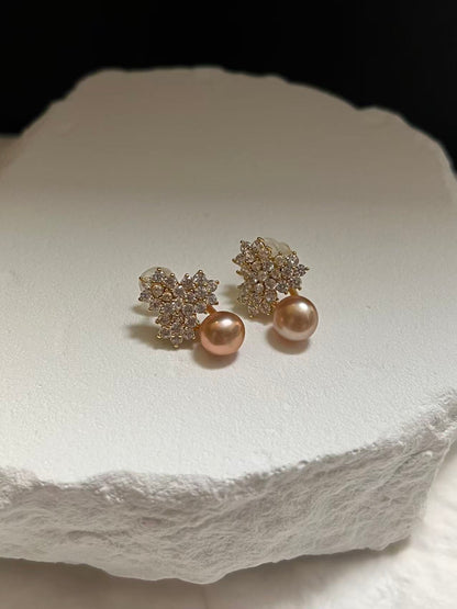 Freshwater Pearl Snowflake/Flower Stud Earrings