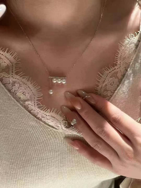 Adjustable Bar Balance Necklace - Freshwater Pearls