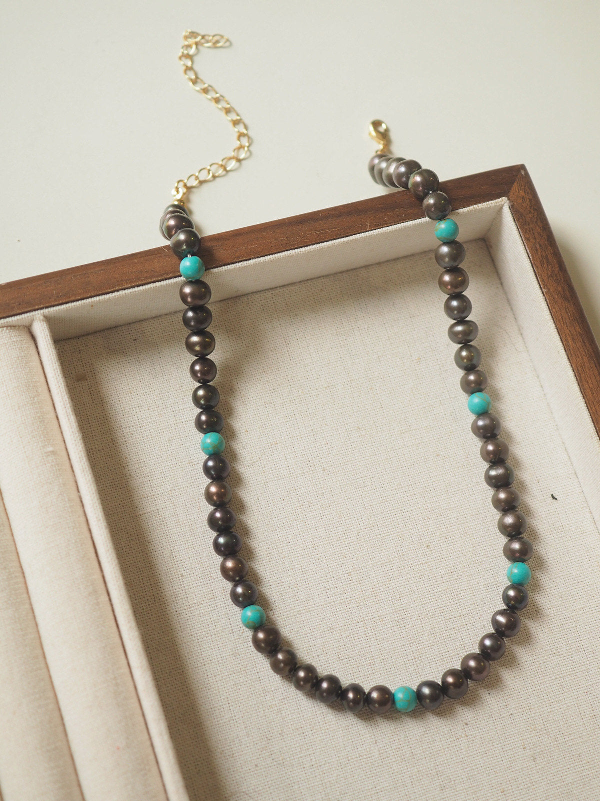 Vintage Choker with Natural Black Freshwater Pearls – Beaded Original Design
