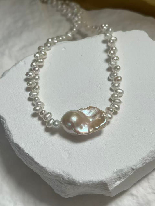 Freshwater Baroque Pearl Beaded Necklace/Choker