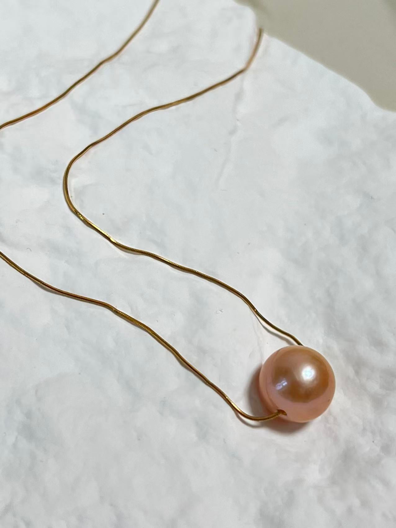 Freshwater Single Peach Pearl Necklace with Gold Accents