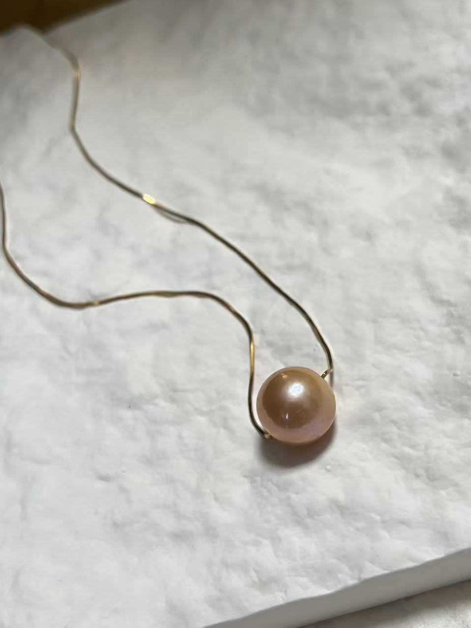 Freshwater Single Peach Pearl Necklace with Gold Accents