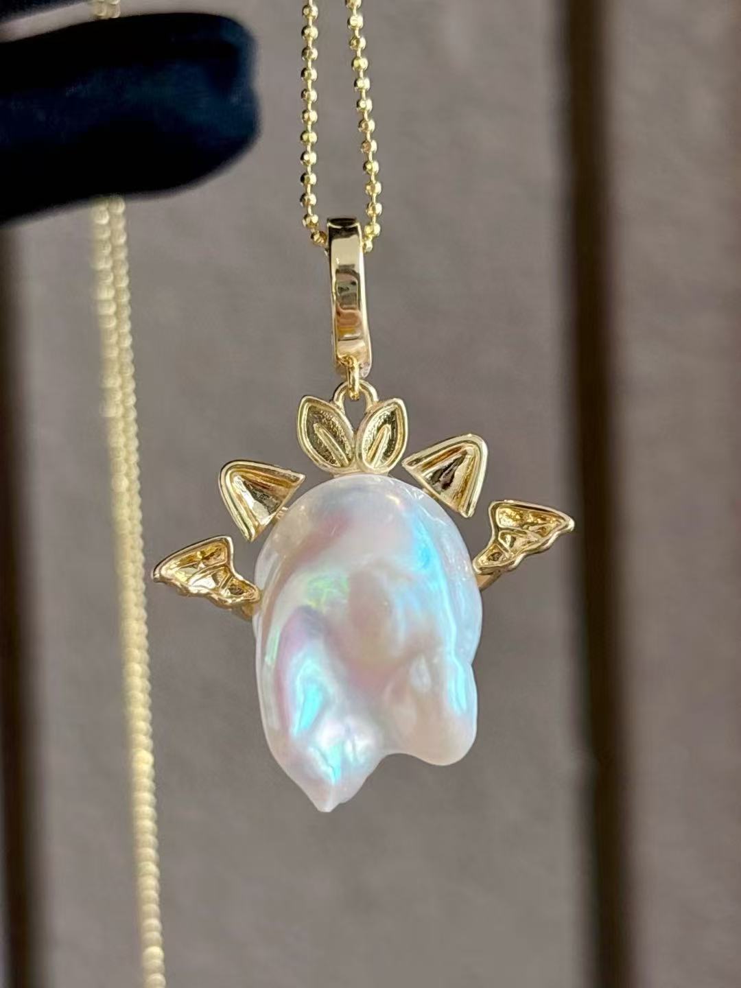 baroque pearl in shape of monster necklace