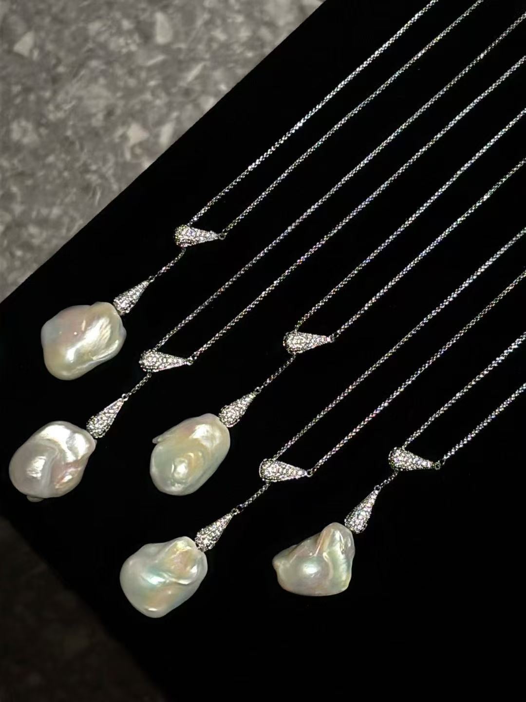 Minimalist Baroque Pearl Adjustable Sweater Necklace – Elegant Irregular Pearl Long Chain