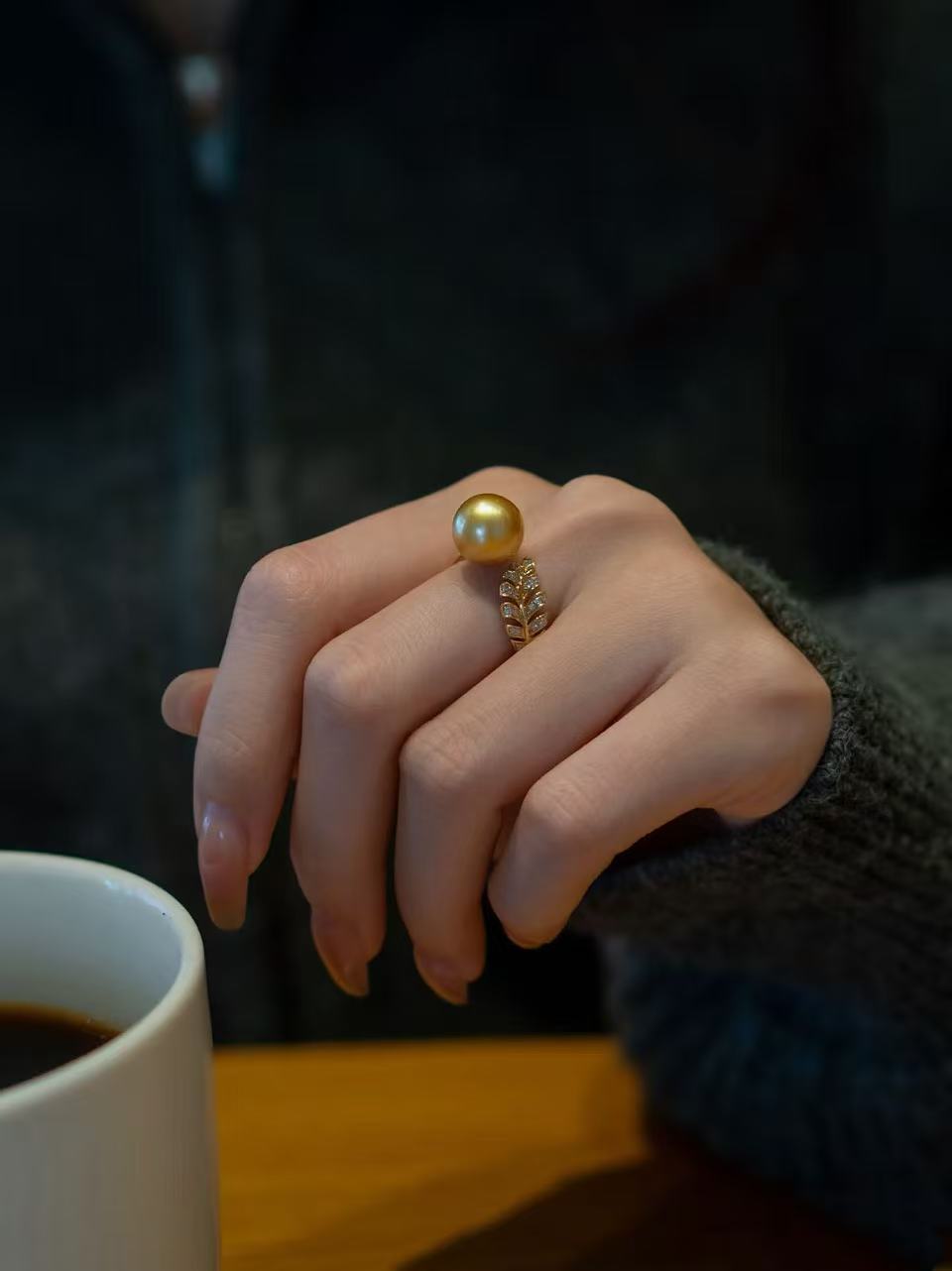 Natural Gold Pearl Ring with Feather