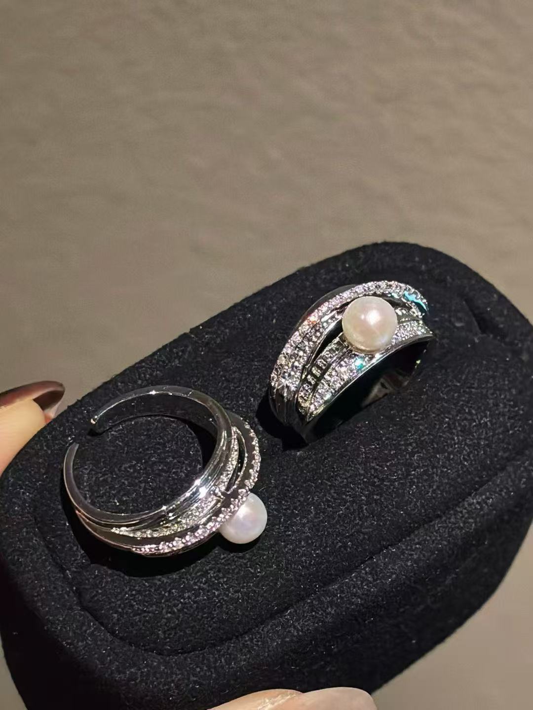 silver earrings with pearl