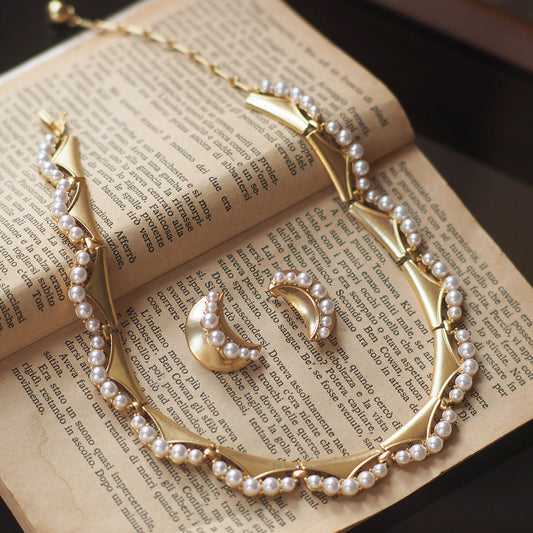 Vintage Luxury Moon Pearl Jewelry Set – Statement Earrings & Necklace, Antique Gold Plated